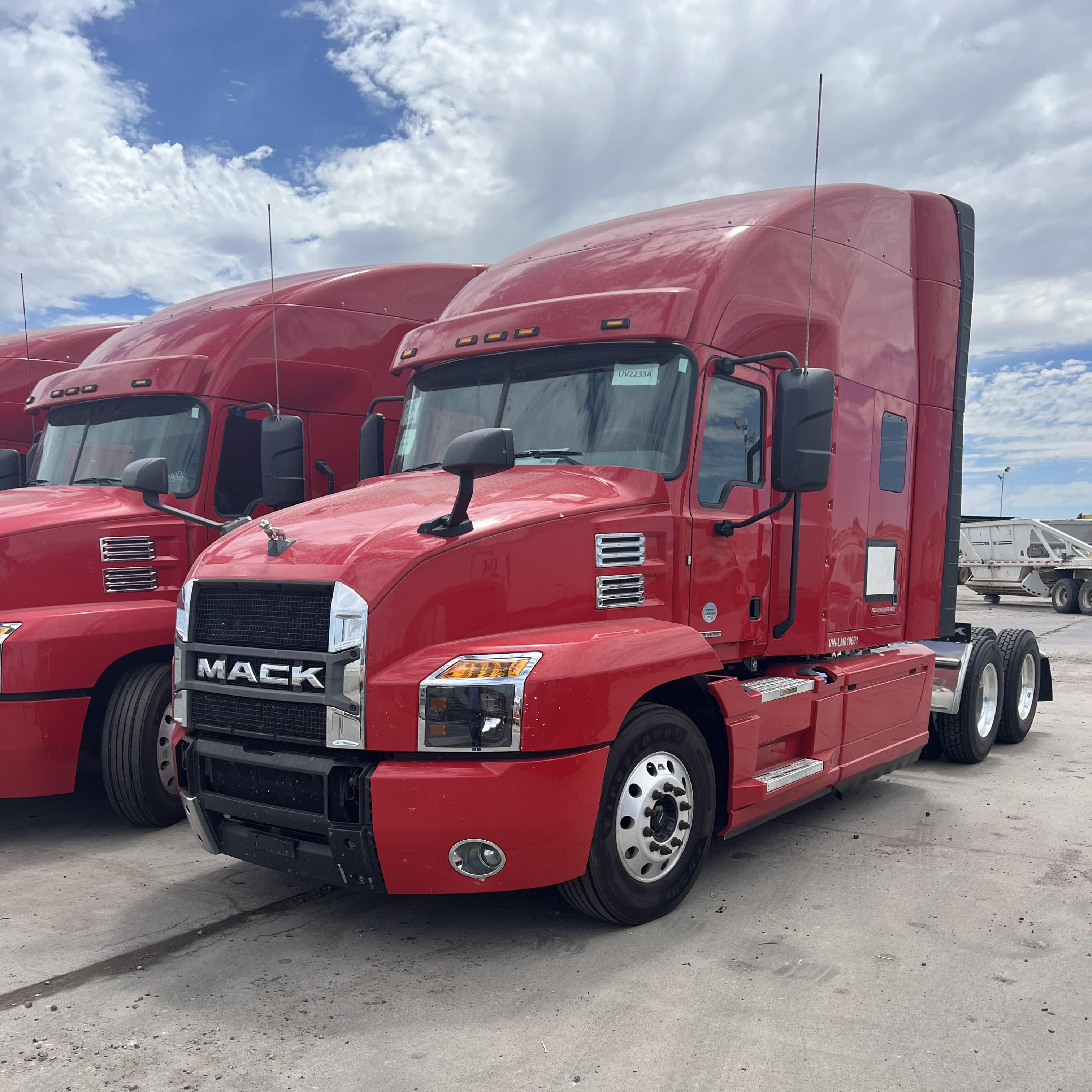 Join Our Team! Phoenix, AZ Truck OTR Driver Position - Earn $1500. week plus, PTO, 401K, Performance Bonus, $ Signing Bonus