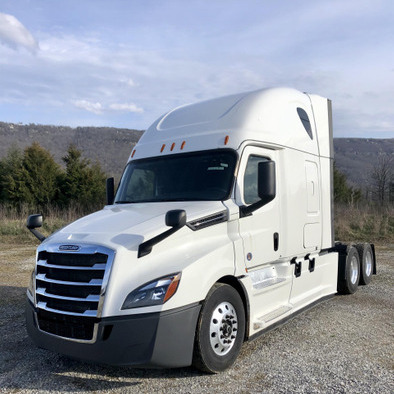 We are looking for drivers with CDL Class A. 2+ years experience.
